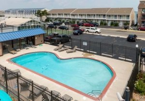 pool8.jpg pool8.jpg